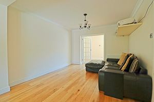 Living Room- click for photo gallery